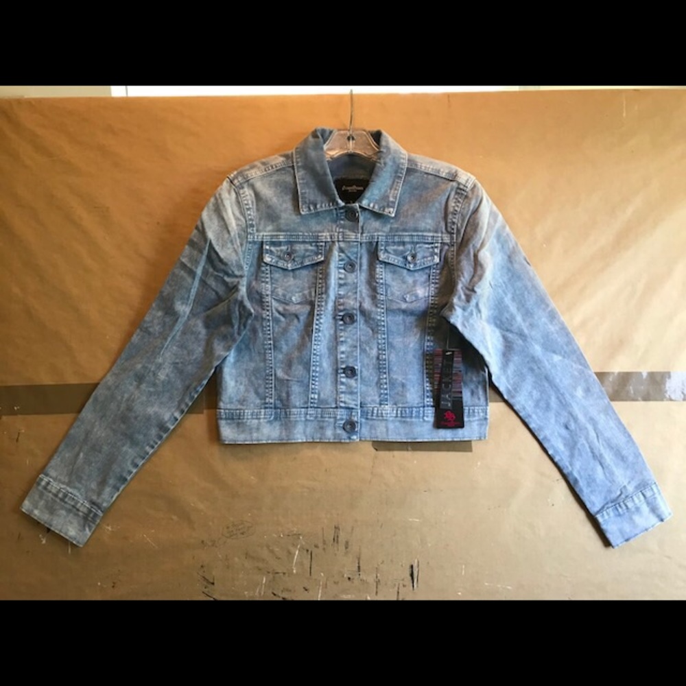 NWT Boom Boom Jeans cropped lt blue denim jacket